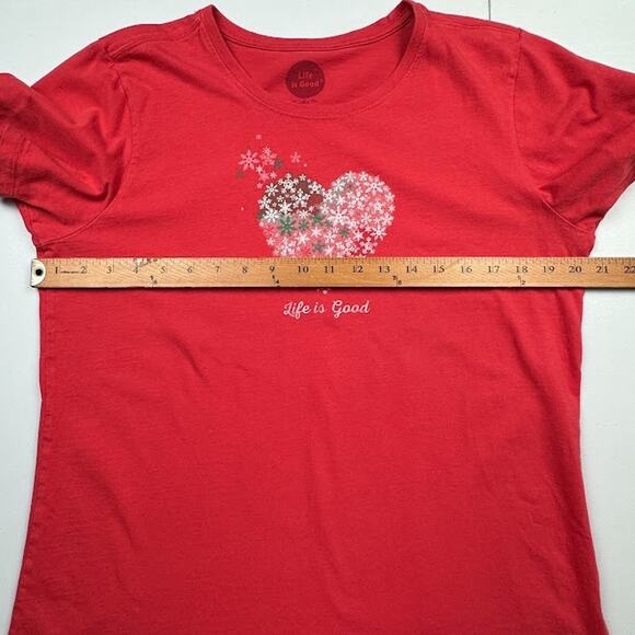 Life Is Good Top Women Large Red Crusher Tee Classic Fit Snowflake Heart Holiday - Picture 9 of 12